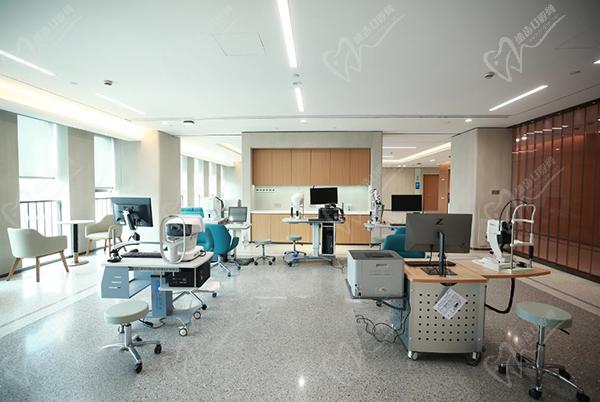 上海未來(lái)視界眼科醫(yī)院地址