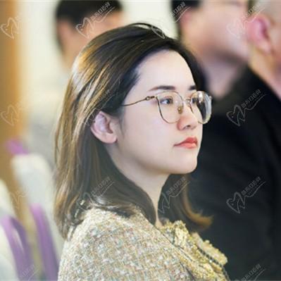 李丹